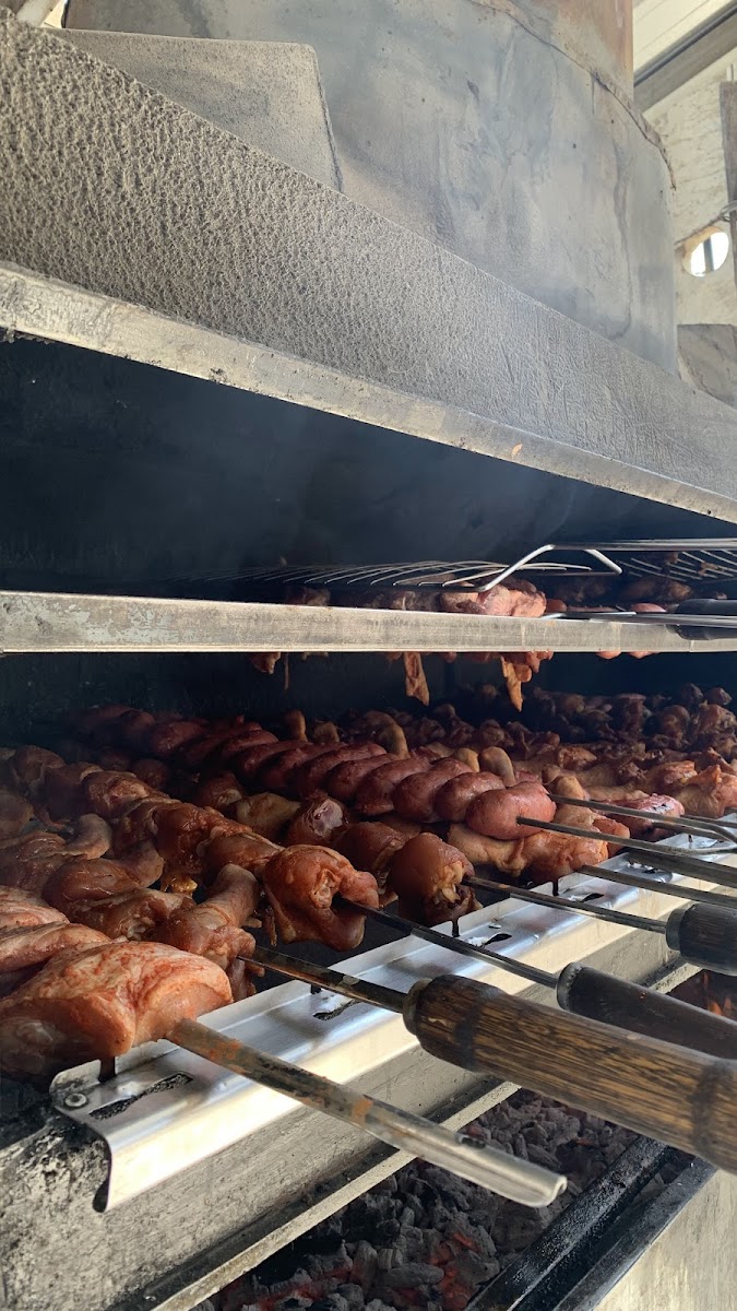 Restaurante E Churrascaria Bode E Cia-10